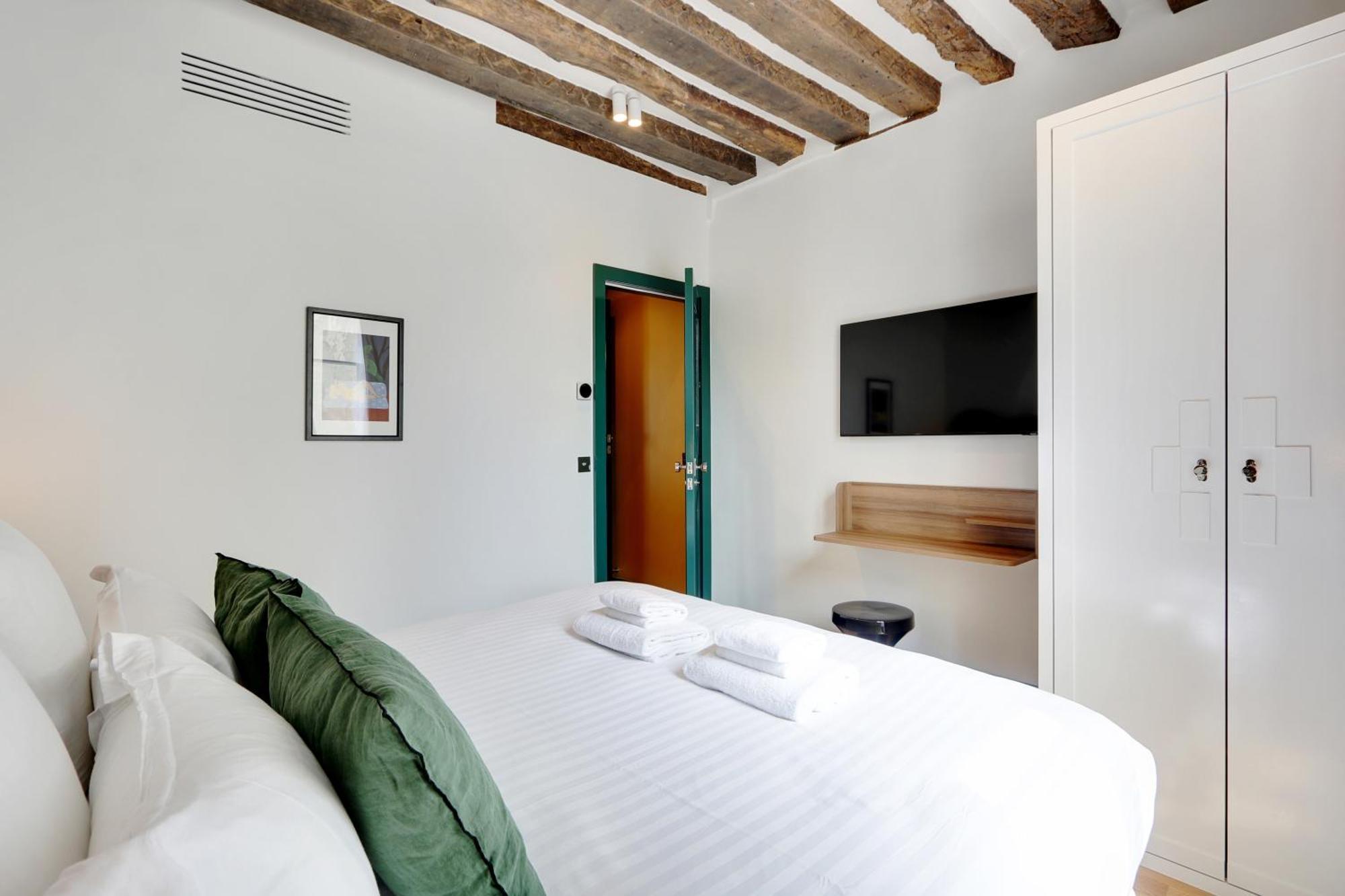 Paris Home Collection Serviced Apartments In Notre Dame - Rue Savoie Экстерьер фото